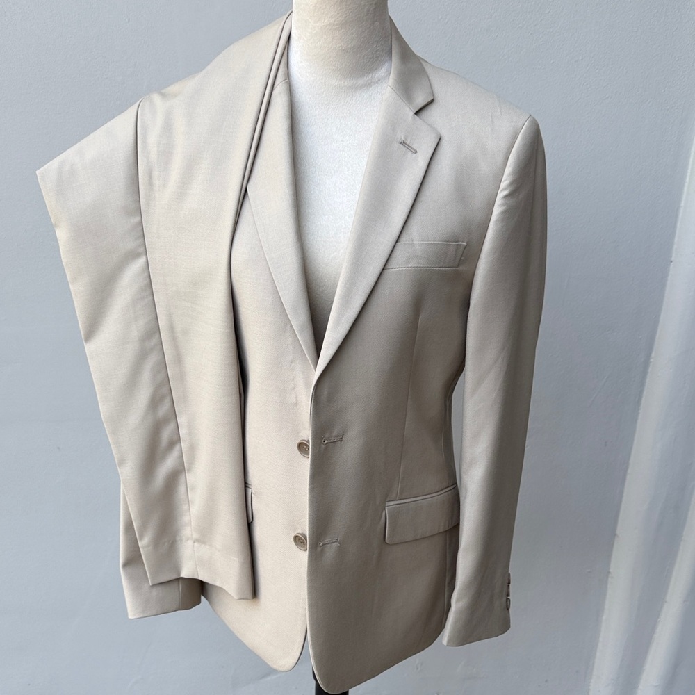 GIORGIO FIORELLI Men’s Cream Beige Suit- blazer / coat / jacket and slacks 38S